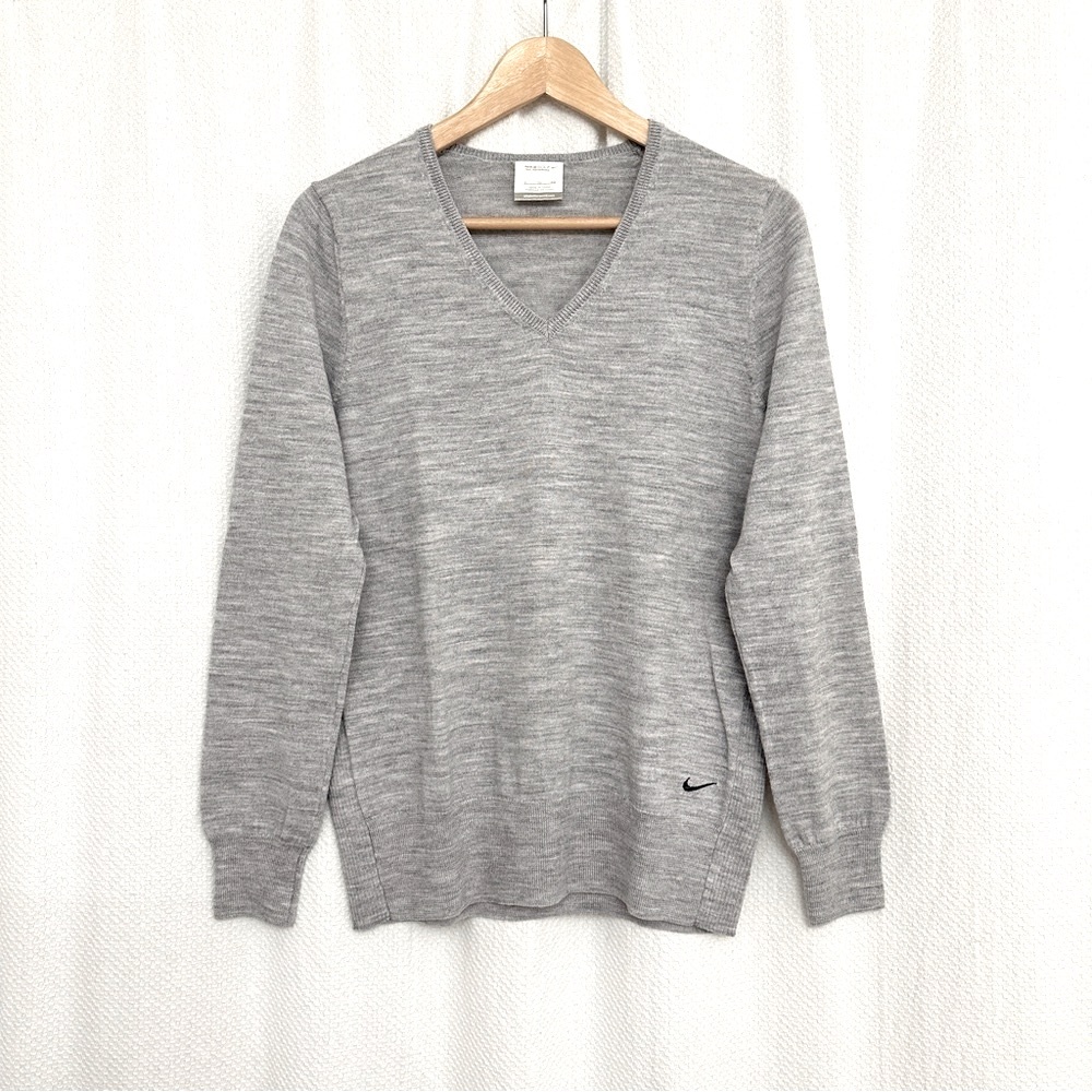 Nike Merino wool V-Neck Sweater in Heather Gray